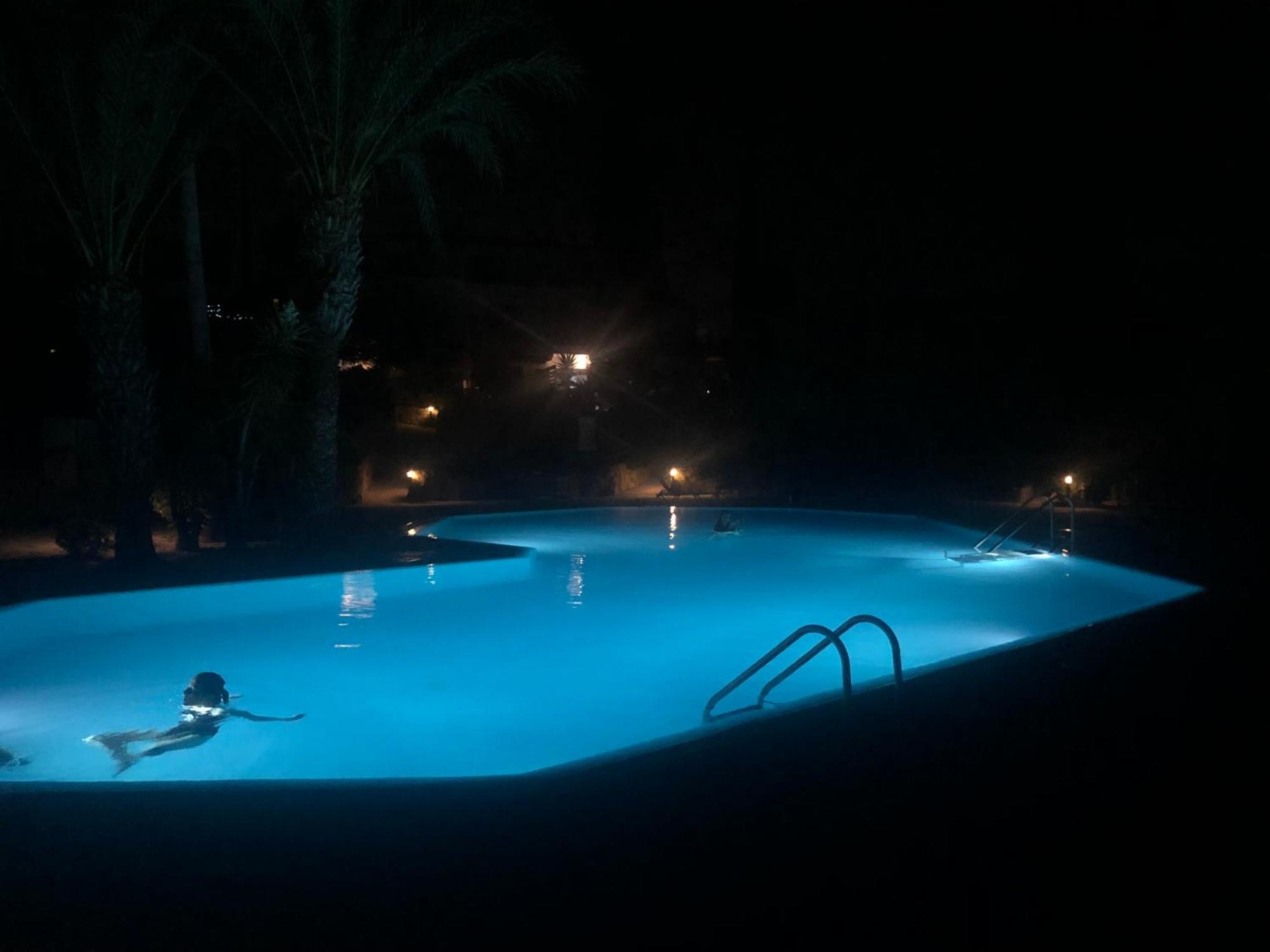 Newly Renovated- Regina Gardens 1, Venus Beach 500 M, Sea&Sunsets View, License Ooo7141 Pafos Zewnętrze zdjęcie